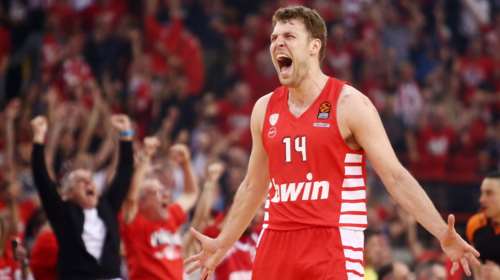 Ολυμπιακός-Φενέρμπαχτσε 79-68: Οι Πειραιώτες &quot;βομβάρδισαν&quot; τους Τούρκους και έκαναν το 1-0 στη σειρά