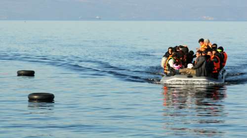 Μύκονος: Ναυάγιο με πάνω από 100 μετανάστες - Μεγάλη επιχείρηση για τον εντοπισμό τεσσάρων αγνοουμένων