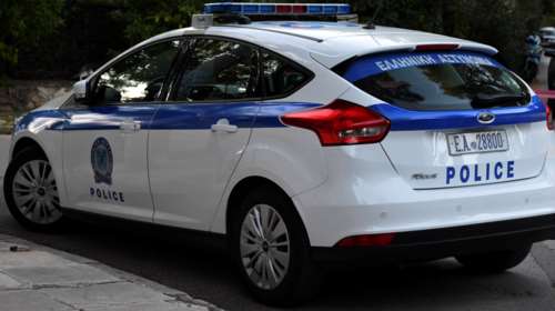 Μπούκαρε σε ιατρικό εργαστήριο στην Ανδραβίδα, έκλεψε 500 ευρώ και τραυμάτισε τον υπάλληλο