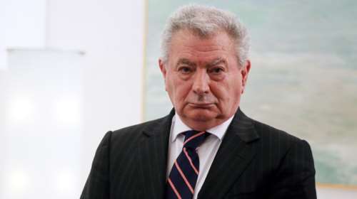 Δίκη Βαλυράκη: &quot;Ήταν ξυλοκοπημένος, είχε μελανιές στο κεφάλι του και αμυντικά τραύματα&quot;, κατέθεσε ο μικρότερος γιος του