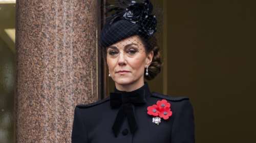 Η &quot;γερασμένη&quot; Κέιτ Μίντλετον, ο καρκίνος και το κάπνισμα: Τα απαράδεκτα σχόλια και η προσπάθεια απολογίας που δεν έπεισε