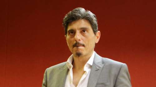 &quot;Ντου&quot; αγριεμένων οπαδών του ΠΑΟ  με ξύλα και πέτρες στο σπίτι του Δημήτρη Γιαννακόπουλου [Βίντεο]