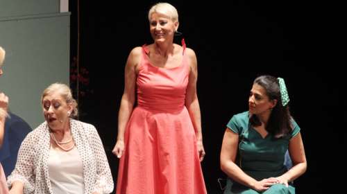 Νατάσα Παζαΐτη: Εντυπωσίασε με τις θεατρικές της ικανότητες - Στο πλευρό της ο Κώστας Καραμανλής [Εικόνες - Βίντεο]