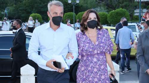 Όλγα Κεφαλογιάννη: Γέννησε δίδυμα η τρισευτυχισμένη βουλευτής - Ένα αγόρι και ένα κορίτσι