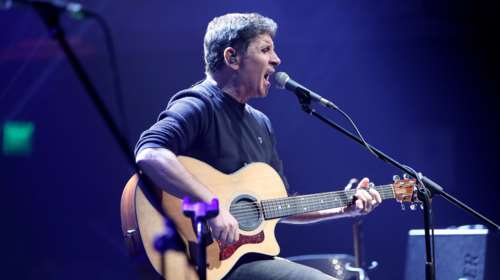 Σωκράτης Μάλαμας: &quot;Γιατί συμμετέχω στη συναυλία για τα Τέμπη&quot; - Η ανάρτηση του καλλιτέχνη για την κόντρα των συγγενών