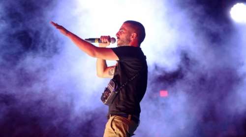 Χαμός με τη συναυλία του ΛΕΞ στη Θεσσαλονίκη - Πάνω από 22.000 εισιτήρια, βάζουν πούλμαν από παντού [εικόνες]