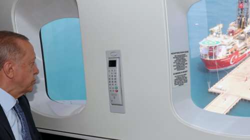 Στη Μερσίνη ο Ταγίπ Ερντογάν για τον απόπλου του Αμπντούλ Χαμίντ Χαν - Η Ελλάδα εξετάζει όλα τα σενάρια