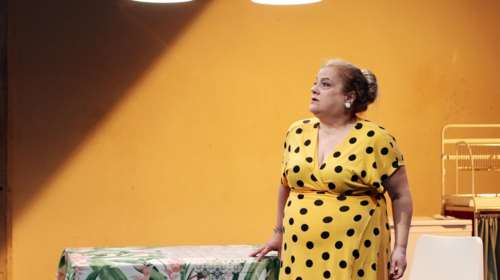 Αιφνιδιάστηκε η Ελένη Καστάνη: &quot;Αν απολύθηκα, πείτε το, να το μάθω από εσάς&quot; [βίντεο]