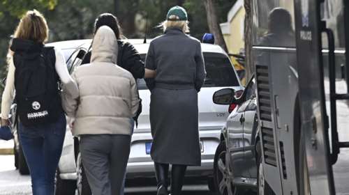 Κύκλωμα οίκων ανοχής: Πληροφορίες ότι εμπλέκεται πασίγνωστος ηθοποιός - Επισκεπτόταν το &quot;στρατηγείο&quot; της Συγγρού