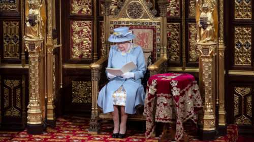 Η βασίλισσα Ελισάβετ ακύρωσε όλες τις διαδικτυακές συναντήσεις της: Η δύσκολη ανάρρωση