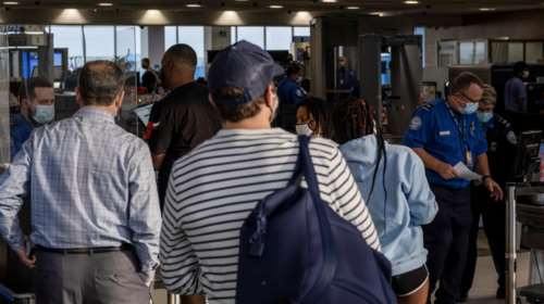 ΗΠΑ: Σχεδόν όλοι οι ξένοι επισκέπτες θα πρέπει να έχουν εμβολιαστεί πλήρως