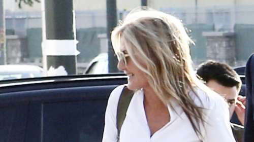 Μαρέβα Γκραμπόφσκι-Μητσοτάκη: Το casual chic look που αναβάθμισε με καπιτονέ slingback γόβες