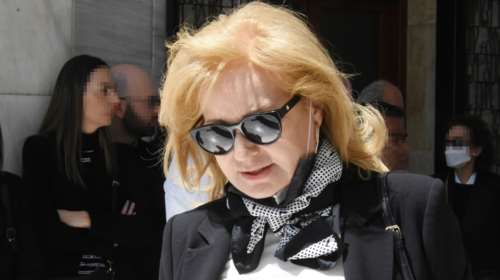 Το σπαρακτικό &quot;αντίο&quot; της Νικολούλη στη μητέρα της: Μου λείπεις κοριτσάκι μου, η απουσία με πληγώνει