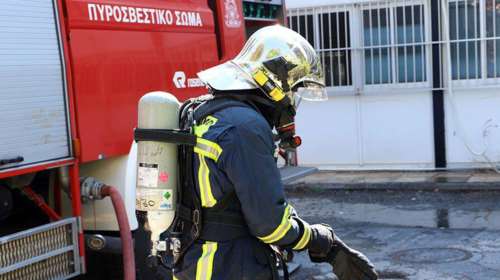 Φωτιά στον Άλιμο - Εκκενώθηκε πολυκατοικία [Εικόνες+Βίντεο]