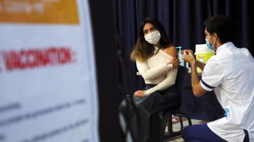 ΕΜΑ: Το Εμβόλιο Pfizer/BioNTec δεν συνδέεται με θανάτους που καταγράφηκαν μετά τον εμβολιασμό