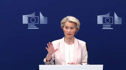 Επίθεση στο Κίεβο: Επικοινωνία Φον ντερ Λάιεν με Ζελένσκι και Τραμπ - "Ο Πούτιν πρέπει να προσέλθει στο τραπέζι των διαπραγματεύσεων"