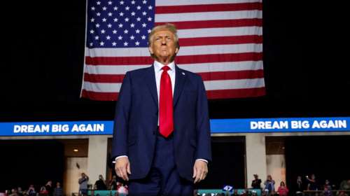 Ντόναλντ Τραμπ: Γιατί κάνει τις ανακοινώσεις του μέσω αναρτήσεων - Το &quot;κόλπο&quot; για να προκαλεί άμεσες εξελίξεις