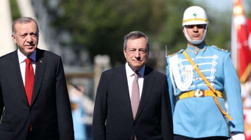 Ο Ερντογάν προκαλεί μπροστά στον Ντράγκι: &quot;Η Ελλάδα διώχνει μετανάστες και αυτοί καταφεύγουν στην Ιταλία&quot;