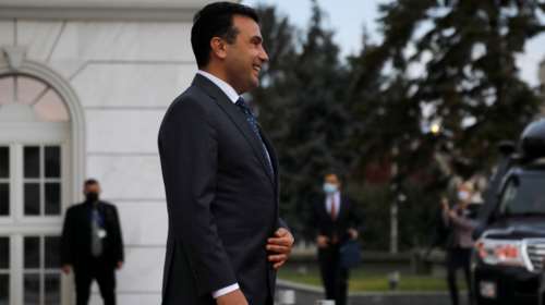 Βόρεια Μακεδονία: Γλίτωσε την πρόταση μομφής η κυβέρνηση Ζάεφ - Ελλειψη απαρτίας για μία έδρα στη συνεδρίαση της Βουλής