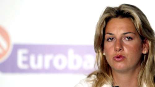 Σοφία Μπεκατώρου: Η γυναίκα - σύμβολο του ελληνικού #MeToo που έσπασε το απόστημα