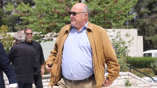 Νέα πρόκληση Μπέου: Αν κάποιοι θίχτηκαν με το &quot;π@@@ηδες&quot;, το παίρνω πίσω - Να παρέμβει η Δικαιοσύνη για το &quot;φρούτο&quot; Κασσελάκης