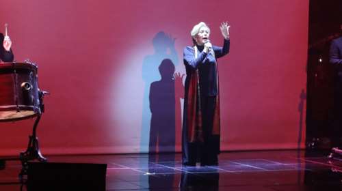 Νέο ιατρικό ανακοινωθέν για τη Μαρινέλλα: Παραμένει στη ΜΕΘ - Κρίσιμη η κατάστασή της χωρίς μείζονες επιπλοκές