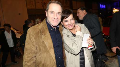 Η Έλενα Κούρκουλα στηρίζει τον Λιγνάδη: Περίεργες προσωπικότητες αυτές που τον κατήγγειλαν - Έκαναν κάτι για να γίνουν σταρ;