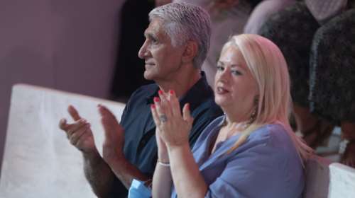 Παναγιώτης Γιαννάκης: Η σπάνια δημόσια εμφάνιση με τη σύζυγό του Ευγενία στο Ηρώδειο