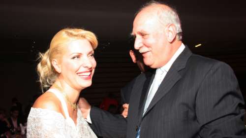 Ελένη Μενεγάκη: Το συγκινητικό αντίο στον Γιώργο Παπαδάκη - "Θα τον σκέφτομαι πάντα με αγάπη"