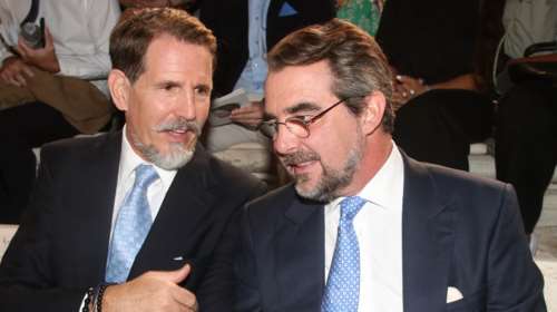 Η τέως βασιλική οικογένεια ανακτά την ελληνική ιθαγένεια: &quot;Να καταθέσουν δήλωση με την οποία αποδέχονται το πολίτευμα&quot;