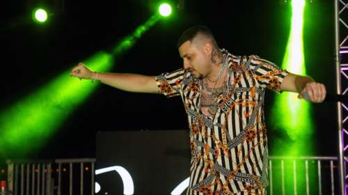 Θάνατος Mad Clip: Ξέρω τι συνέβη το μοιραίο βράδυ αλλά δεν μπορώ να το πω, λέει ο πατέρας του [βίντεο]