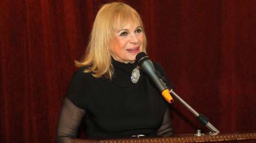 Δύσκολες ώρες για την Άννα Φόνσου: Εκκενώθηκε η πολυκατοικία στην οποία μένει - Κρίθηκε επικίνδυνη