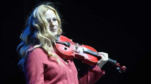 Η Ρεμπούτσικα στηρίζει τον γιο Χατζιδάκι απέναντι σε Μποφίλιου - Χαρούλη: &quot;Δεν υπάρχει σεβασμός, μόνο συμφέρον&quot;