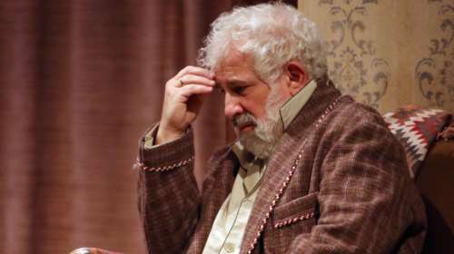 Πέτρος Φιλιππίδης: Σε άσχημη ψυχολογική κατάσταση - Θα ζει σε θάλαμο με άλλα 25 άτομα [Βίντεο]