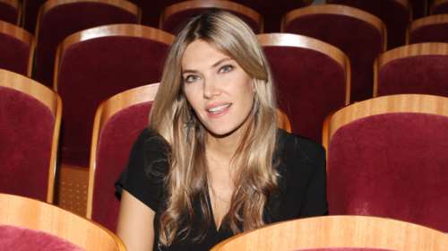 Εύα Καϊλή: Ποια είναι η ποιήτρια και συγγραφέας μητέρα της, Μαρία Ιγνατιάδου