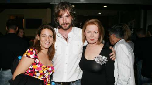 Έλενα Ακρίτα: Δημοσίευσε μια σπάνια φωτογραφία από τον γάμο της Μαριάννας Τουμασάτου