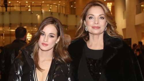 Μαρία Βοσκοπούλου - Άντζελα Γκερέκου: Η πρώτη κοινή έξοδος μαμάς - κόρης μετά τον θάνατο του Τόλη