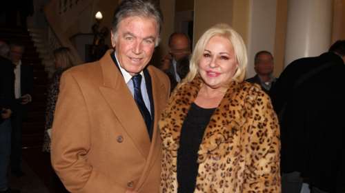 Μπέσσυ Αργυράκη: Κάηκε το σπίτι της και μαζεύει χρήματα για τους πληγέντες