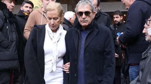 Δύσκολες ώρες για τον Γιώργο Νταλάρα - &quot;Αποχαιρετώ ένα μεγάλο κομμάτι της ζωής μου&quot;