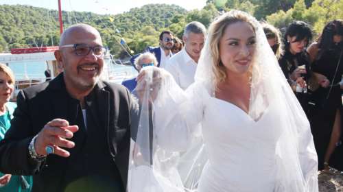 Ελεωνόρα Ζουγανέλη: Τεσσάρων ετών στην αγκαλιά του πατέρα της Γιάννη Ζουγανέλη