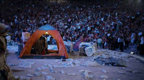 Επίδαυρος: Κράξιμο στα social media και για τη &quot;Μήδεια&quot; - &quot;Ντροπή, μεγάλη ξεφτίλα&quot;