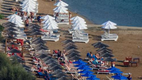 MyCoast: Έφτασαν ήδη τις 500 οι καταγγελίες για αυθαιρεσίες στις παραλίες - Με λίγα κλικ η διαδικασία