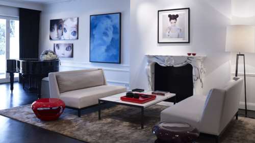 Αστική αισθητική: Το διαμέρισμα της δεκαετίας του ’50 που αναδιαμορφώθηκε πλήρως - Με θέα τον Εθνικό Κήπο