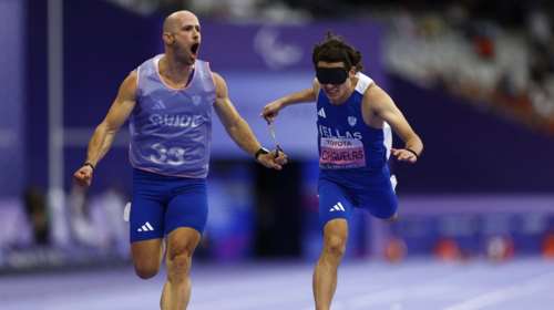 Παραολυμπιακοί Αγώνες: Ο τεράστιος Γκαβέλας το έκανε ξανά- Μετά το Τόκιο, &quot;χρυσός&quot; και στο Παρίσι στα 100μ. Τ11- Έκλαψε στις δηλώσεις του