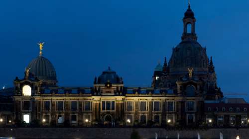 Η Ευρώπη χαμηλώνει τα φώτα: Θα κλείνουν σε Λούβρο, Βερσαλλίες και αυτοκινητοδρόμους της Βαλονίας στο Βέλγιο