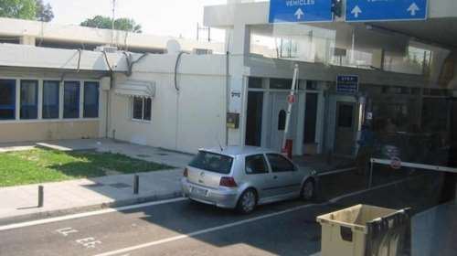 Ο Βούλγαρος που κατέβασε την ελληνική σημαία στην Καβάλα έσπασε την μπάρα και πέρασε τα σύνορα - Συνελήφθη από τις τοπικές αρχές