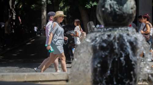 Καύσωνας - Νέο έκτακτο δελτίο της ΕΜΥ: &quot;Καμίνι&quot; η χώρα με 44άρια έως τις 6 Αυγούστου