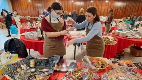 Ελληνική Φιλοζωική: Τετράποδη γιορτή αγάπης με χριστουγεννιάτικο μπαζάρ στις 9 - 10 Δεκεμβρίου: Βοηθάμε όπως μπορούμε