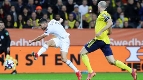 Σουηδία - Ελλάδα: Προβάδισμα 2-0 για τους Σουηδούς - Δύο δοκάρια και ένα άκυρο γκολ για την Εθνική μας [Βίντεο]