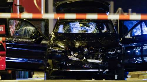Επίθεση στη Γερμανία: Σοκάρει η εικόνα της BMW που έσπειρε τον θάνατο στο Μαγδεμβούργο - Ο Σαουδάραβας παρέσυρε πάνω από 200 ανθρώπους